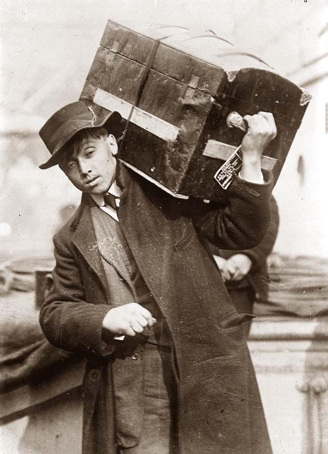 Emigrant-boarding